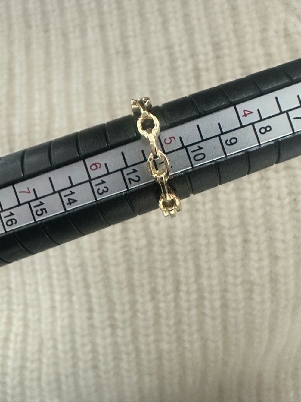 Chain gold ring - Picture 2 of 2